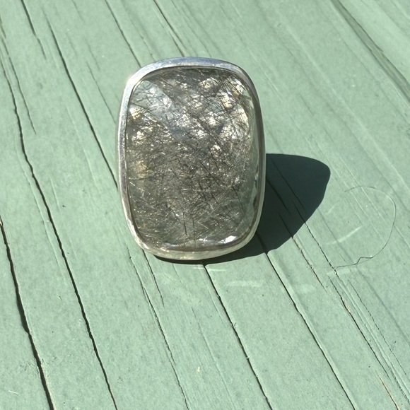 Silver and Black Quartz Gemstone Ring - Picture 2 of 16